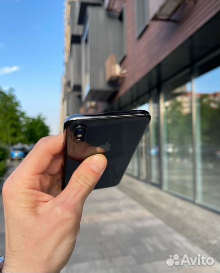 iPhone X 256 Гб Черный