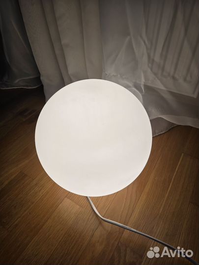 Лампа настольная