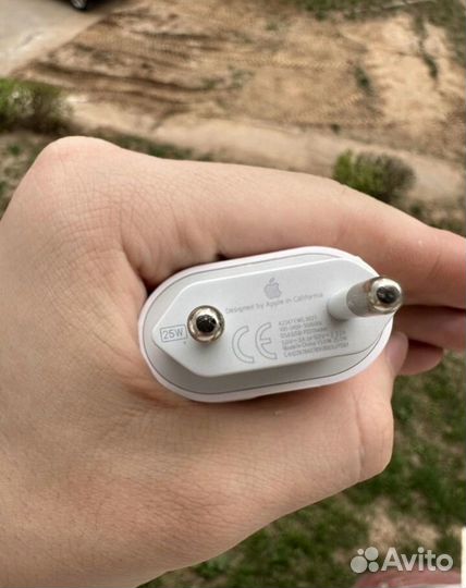 Зарядка на iPhone