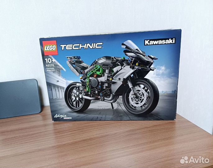 Lego Technic 42170 (новый)
