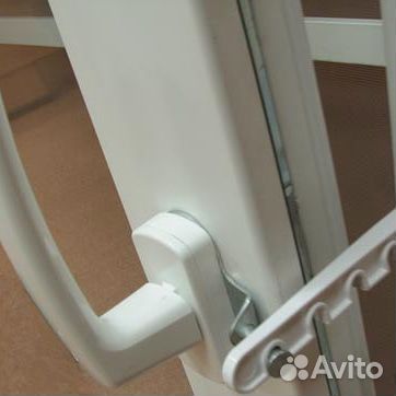 Замена уплотнителей.Устранение продуваний