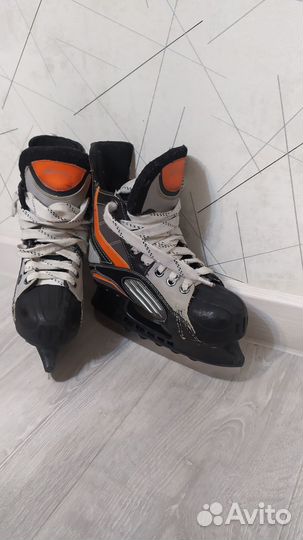 Коньки хоккейные детские 36 размер