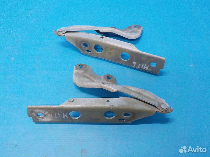 Петля капота (комплект) Audi A6 (C7) 2011-2017