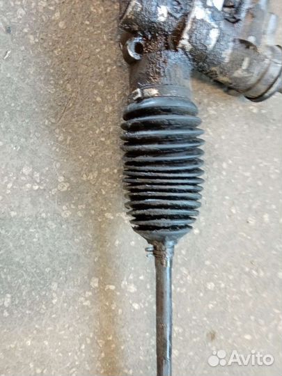 Продам рулевую рейку