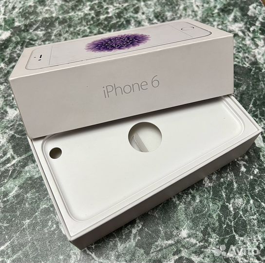 Оригинальная коробка iPhone 6