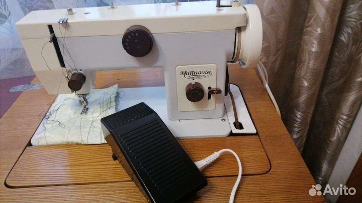 Швейная машинка