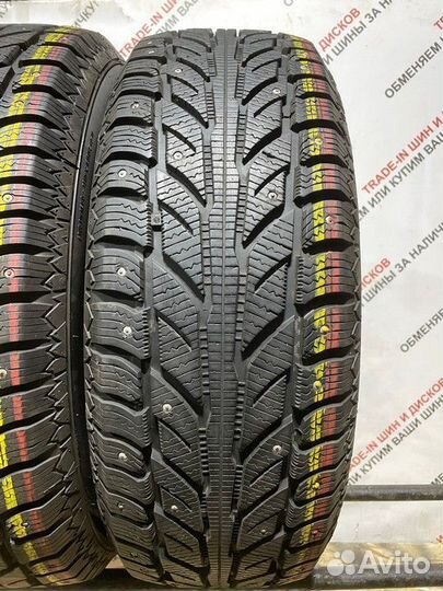 Cooper Weather-Master SA2+ 215/55 R17 98V