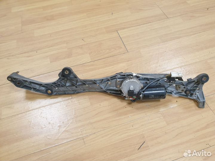 Трапеция стеклоочистителей bmw e38