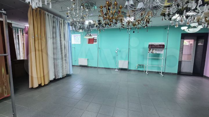 Отдельное Здание, 1000 м²