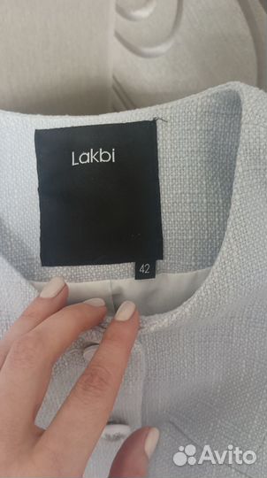 Lakbi костюм