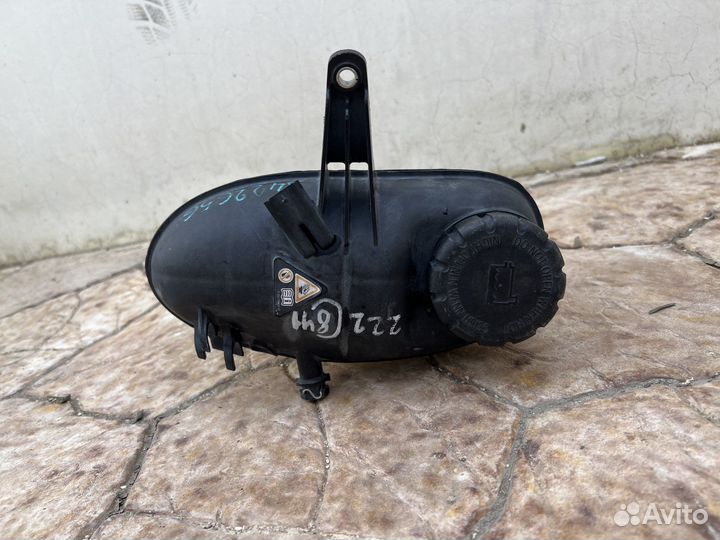Расширительный бачок на w222