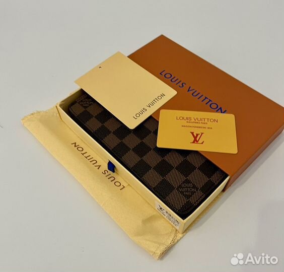 Кошелек мужской Louis Vuitton коричневый