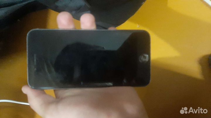 Телефон iPhone 6s 16 гб