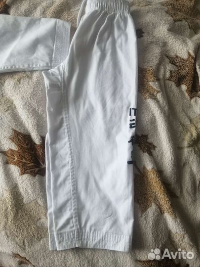 Форма для тхэквондо 110