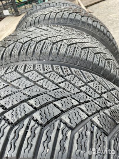 Continental ContiVikingContact 7 205/55 R16