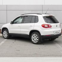 Volkswagen Tiguan 2.0 AT, 2011, 143 921 км, с пробегом, цена 1 470 000 руб.