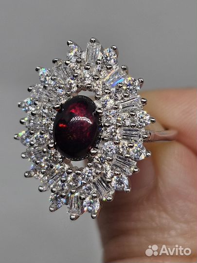 Серебряное кольцо с черным опалом