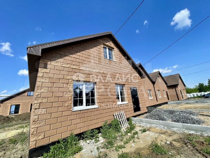 Таунхаус 106 м² на участке 2 сот.