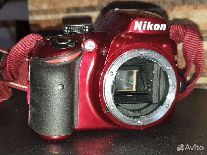 Зеркальный фотоаппарат