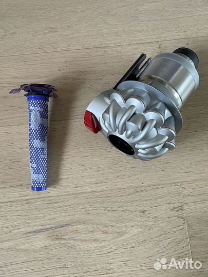 Пылесос dyson v8 absolute