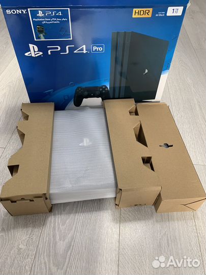 Игровая приставка Sony PlayStation 4 Pro CUH-7218B