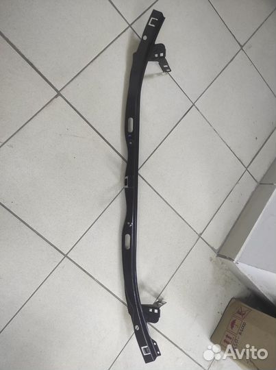 Усилитель бампера переднего на nissan almera N16