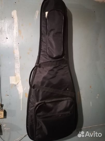 Акустическая гитара