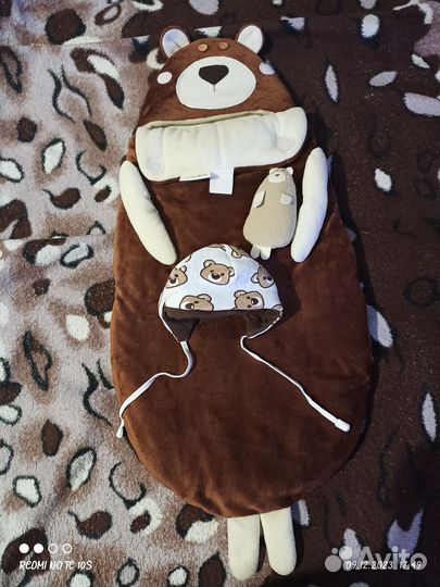 Конверт на выписку весенний