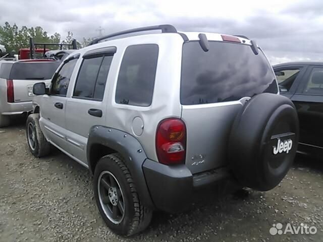 Разбор на запчасти Jeep Liberty