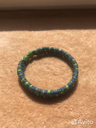 Ошейник из паракорда