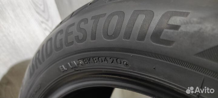 Bridgestone Playz PX-RV II 215/55 R17