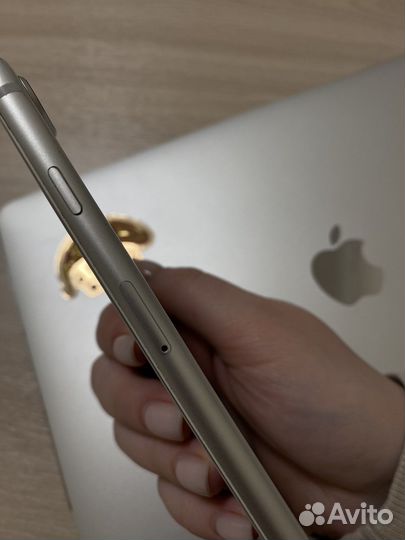 Телефон iPhone 8 plus 64