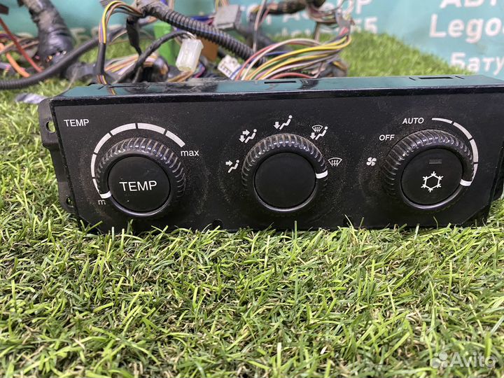 Коса подпонельная приора С кондиционером halla