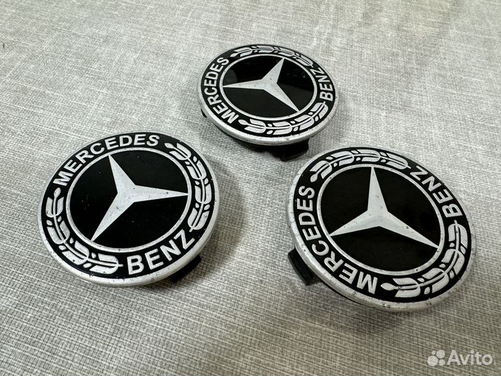 Центральные колпачки на диски Mercedes-Benz