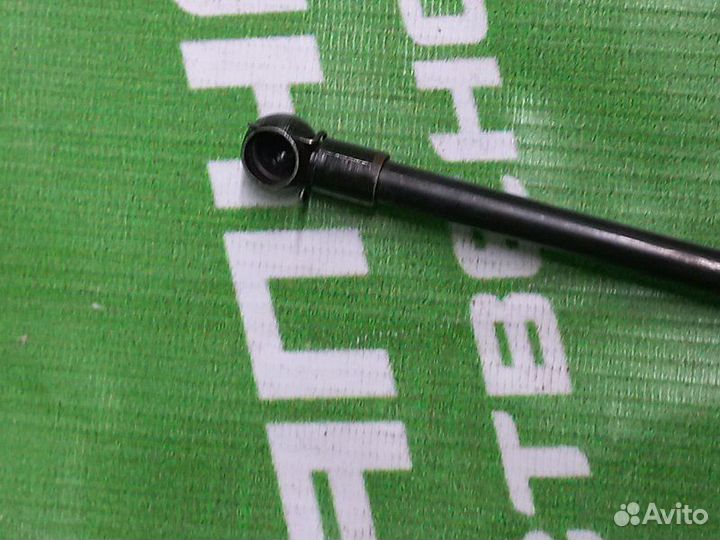 Амортизатор крышки багажника Audi 80 1987