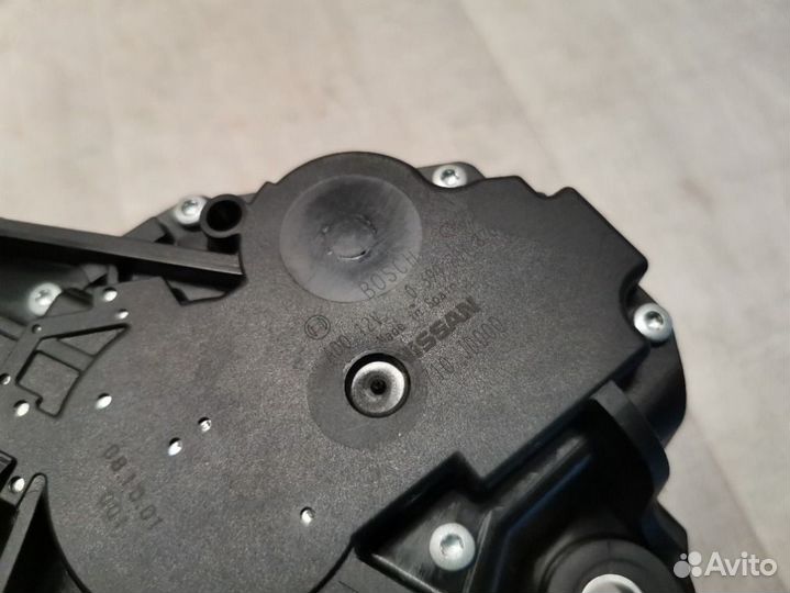 Моторчик стеклоочистителя задний Nissan Qashqai 1