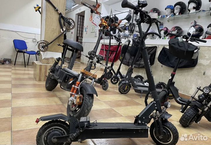 Электросамокат Ultron T10