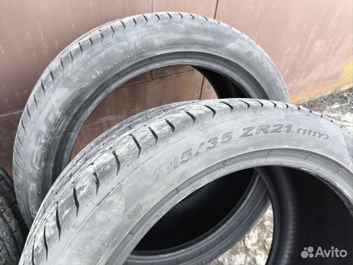 Pirelli P Zero 285/40 R21 и 315/35 R21 109Y