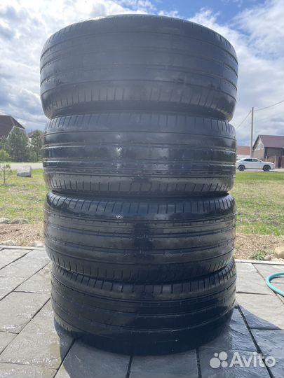Pirelli P Zero 255/55 R19