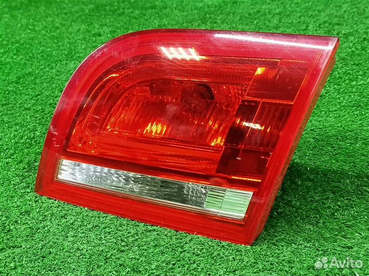 Фонарь задний внутренний правый Audi A3 (8PA) 200