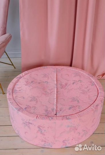 Сухой бассейн с шариками