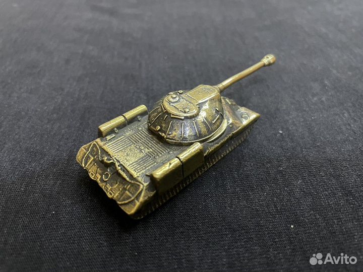 Танк ис-3 (бронза) 1945-1946 гг брак