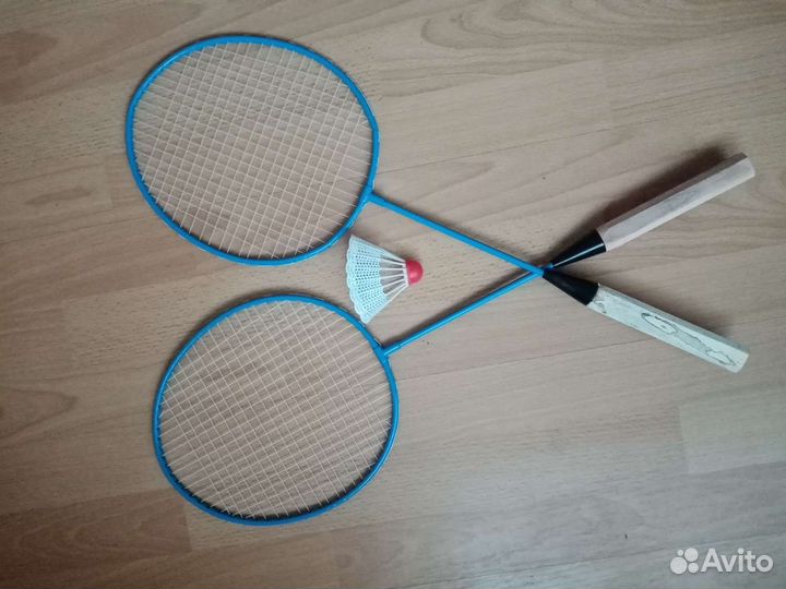 Ракетка для бадминтона