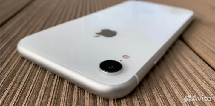 iPhone Xr, 128 ГБ