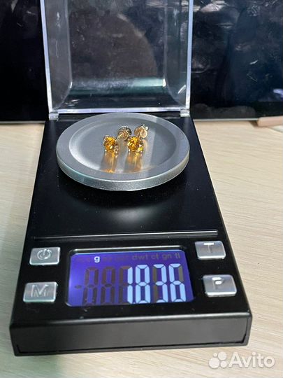 Золотые серьги пусеты 585 пробы