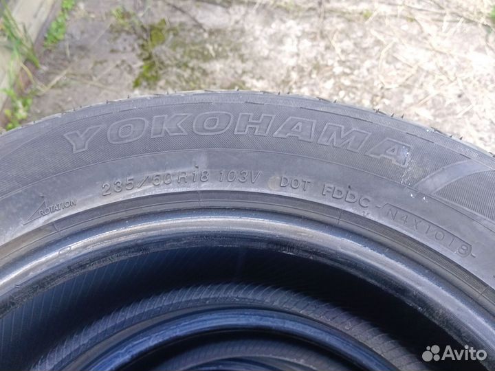 Yokohama Parada Spec-X 235/60 R18 103