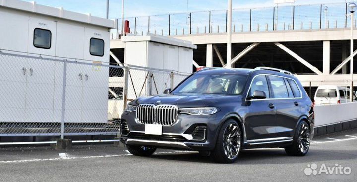 Кованые диски R23 в стиле HRE на BMW X7