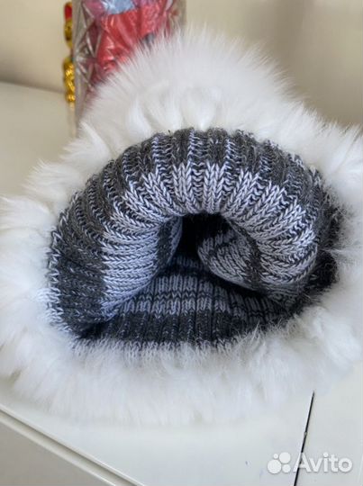 Шапка новая из экомеха и натурального песца
