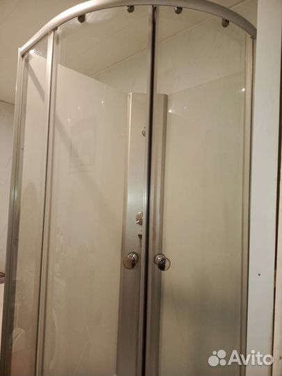 Душевая кабина 90х90