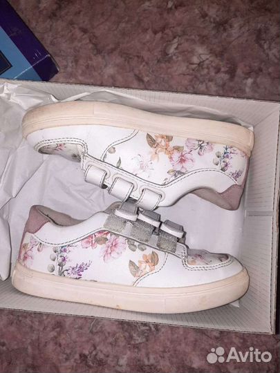 Кеды для девочки 27 размер почти новые